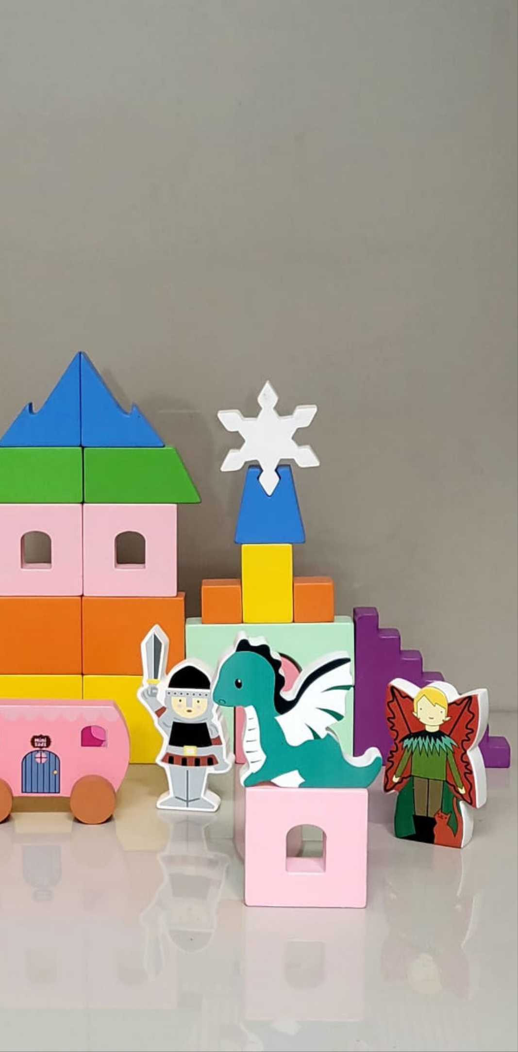 MiniTads Enchanted Castle – Wooden Fantasy Building Set ( 29 Pieces of Big Size )