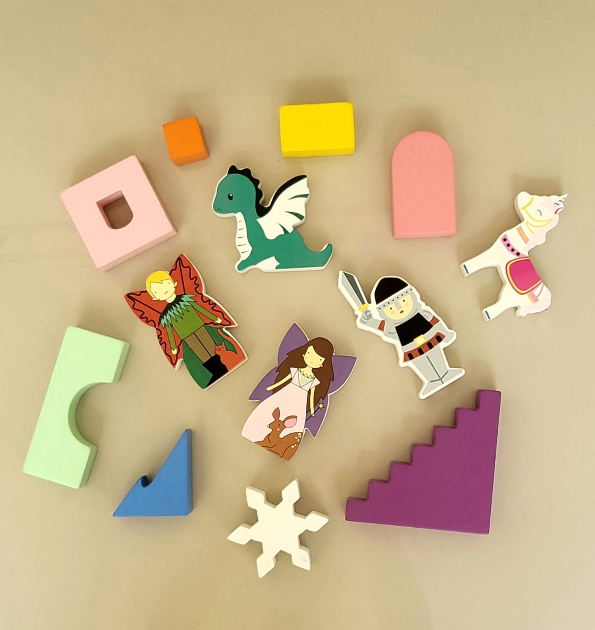 MiniTads Enchanted Castle – Wooden Fantasy Building Set ( 29 Pieces of Big Size )