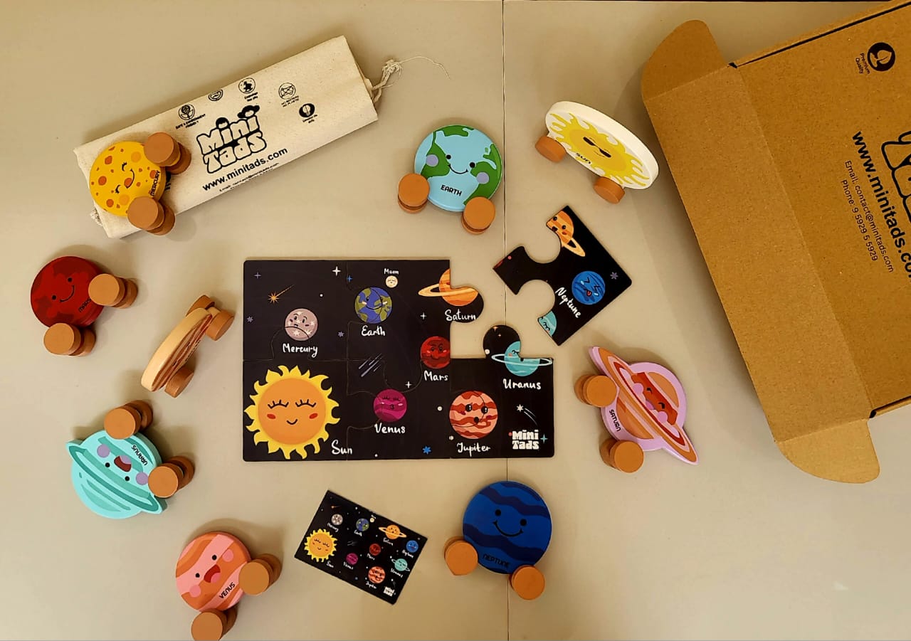 MiniTads Handmade Astronaut Crochet Toys ➕️ MiniTads Planet roller coasters ➕️ MiniTads Solar system Puzzle with flash card ..Space Adventure for Little Dreamers! – Wooden and Crochet Solar System Playset...