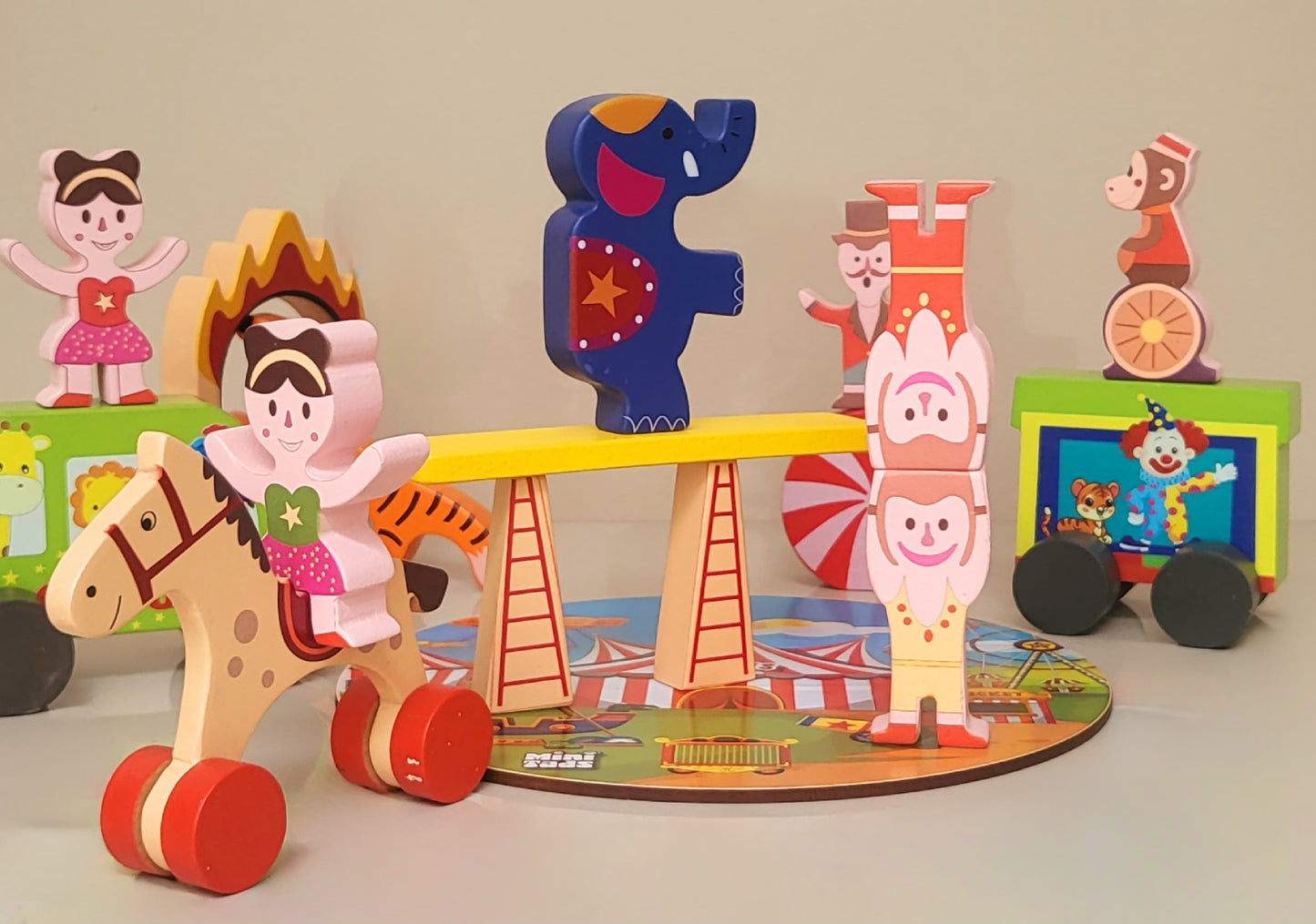 MiniTads Wooden Circus Playset